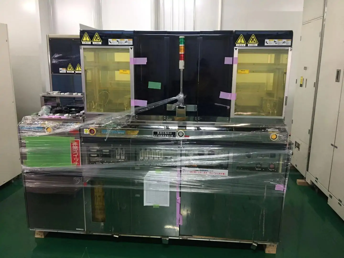 DNS SCW60A coater and developer DNS SCW60A coater and developer